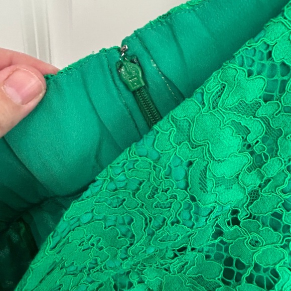 EUC like new J Crew Kelly Green Lace Pencil skirt size 4 Front pintucks - Picture 5 of 12